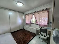 Blk 211 Bukit Batok Street 21 (Bukit Batok), HDB 4 Rooms #561619921